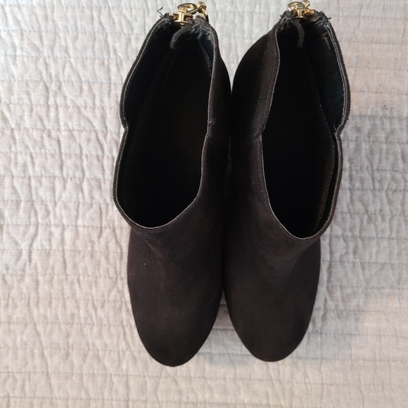 Christian Siriano For Payless | Piper Black Suede Zip-Up Wedge Booties - Picture 4 of 9